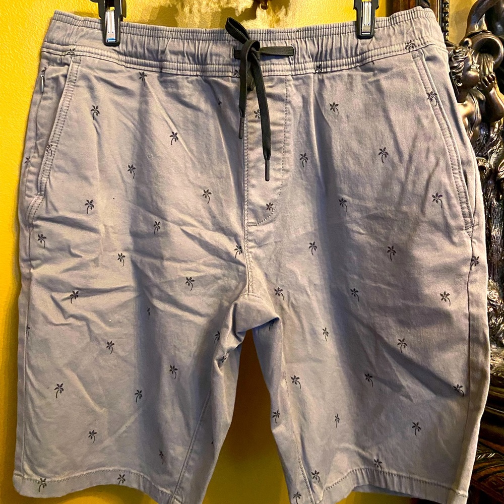 Pre Owned Hollister Joggers Shorts